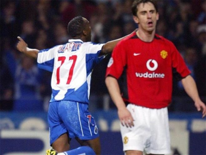 彼此之间的 彼此之间的