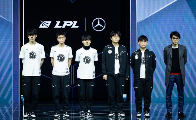 在数据和上 在数据和上